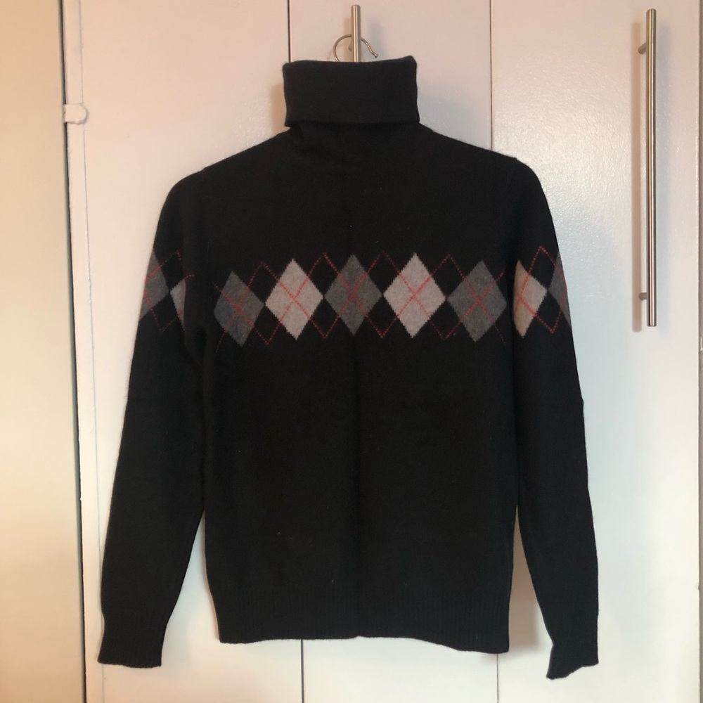 100% Cashmere Turtleneck Sweater